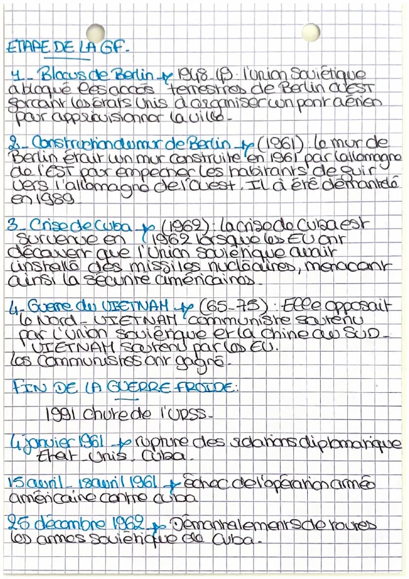1
+
HISTOIRE
Guerre froide~
DATES.
* 1955
* 1949
T
DEFINITIONS.
* Bipolaire - Un monde arganisé autour de 2 puissances
* Multipolaire
(aprés
