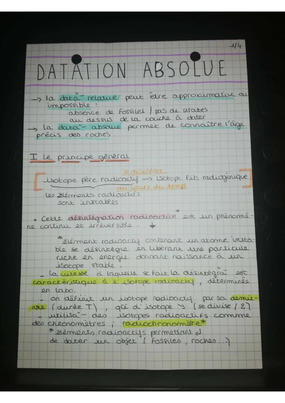 K / Är
TV Radiochronometre Potassium / Argon
permettent de dater les minéraux
des roches volcaniques. ( lors de la
solidificar d'un magma)
0