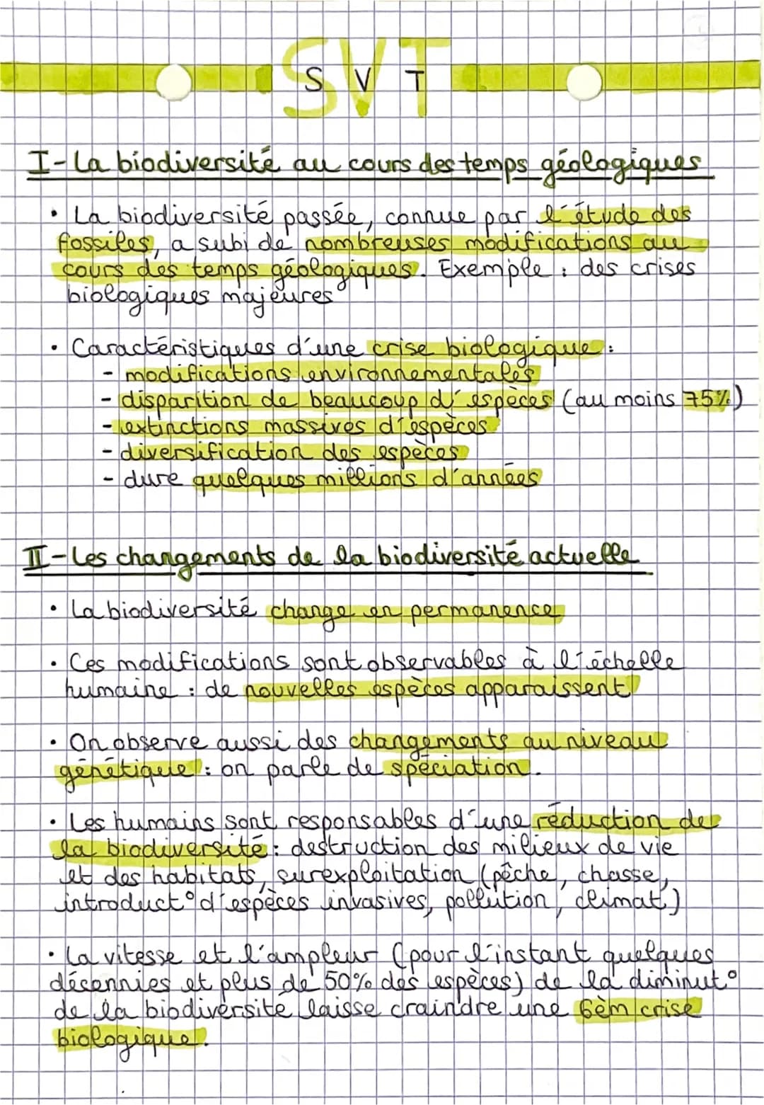 I-La biodiversité au cours des temps géologiques
• La biodiversité passée, connue par l'étude des
fossiles, a subi de nombreuses modificatio