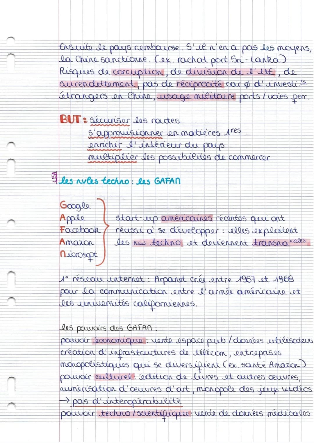 Usim
Formes iNDiRECTES DE LA PUISSANCE
la langue:
7000 langues mondiales dont la moitié disparaîtront
d'ici la fin du siect.
Différents stat