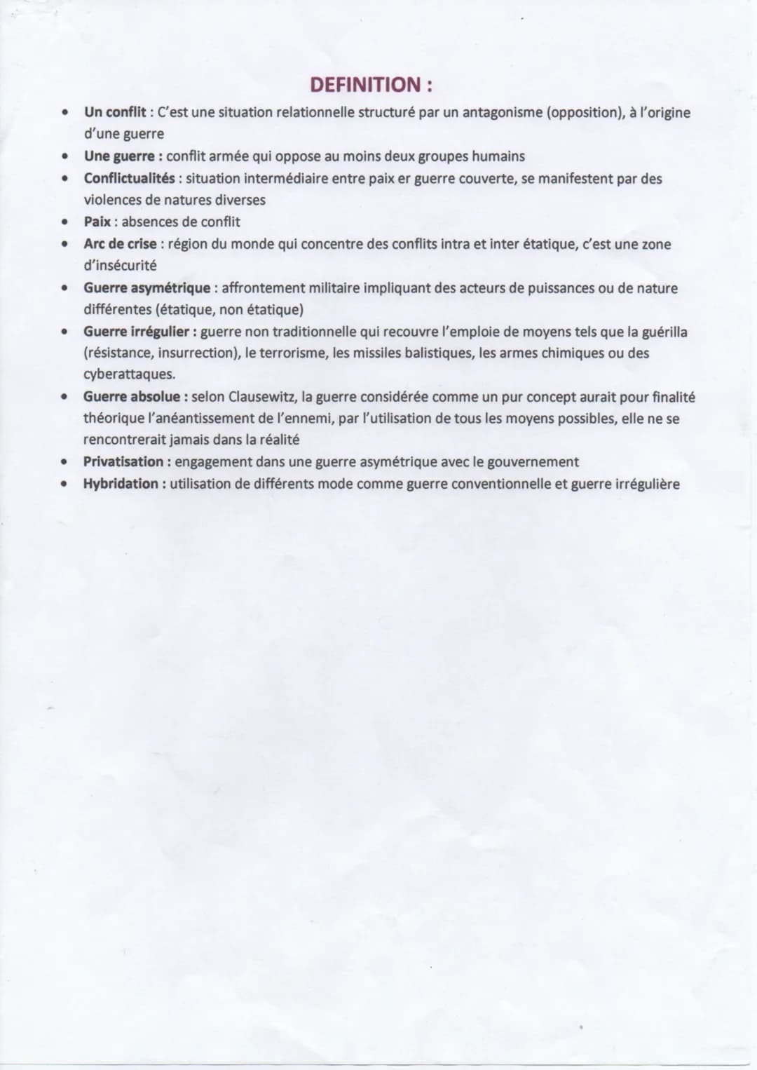 ●
DEFINITION:
Un conflit : C'est une situation relationnelle structuré par un antagonisme (opposition), à l'origine
d'une guerre
●
Une guerr
