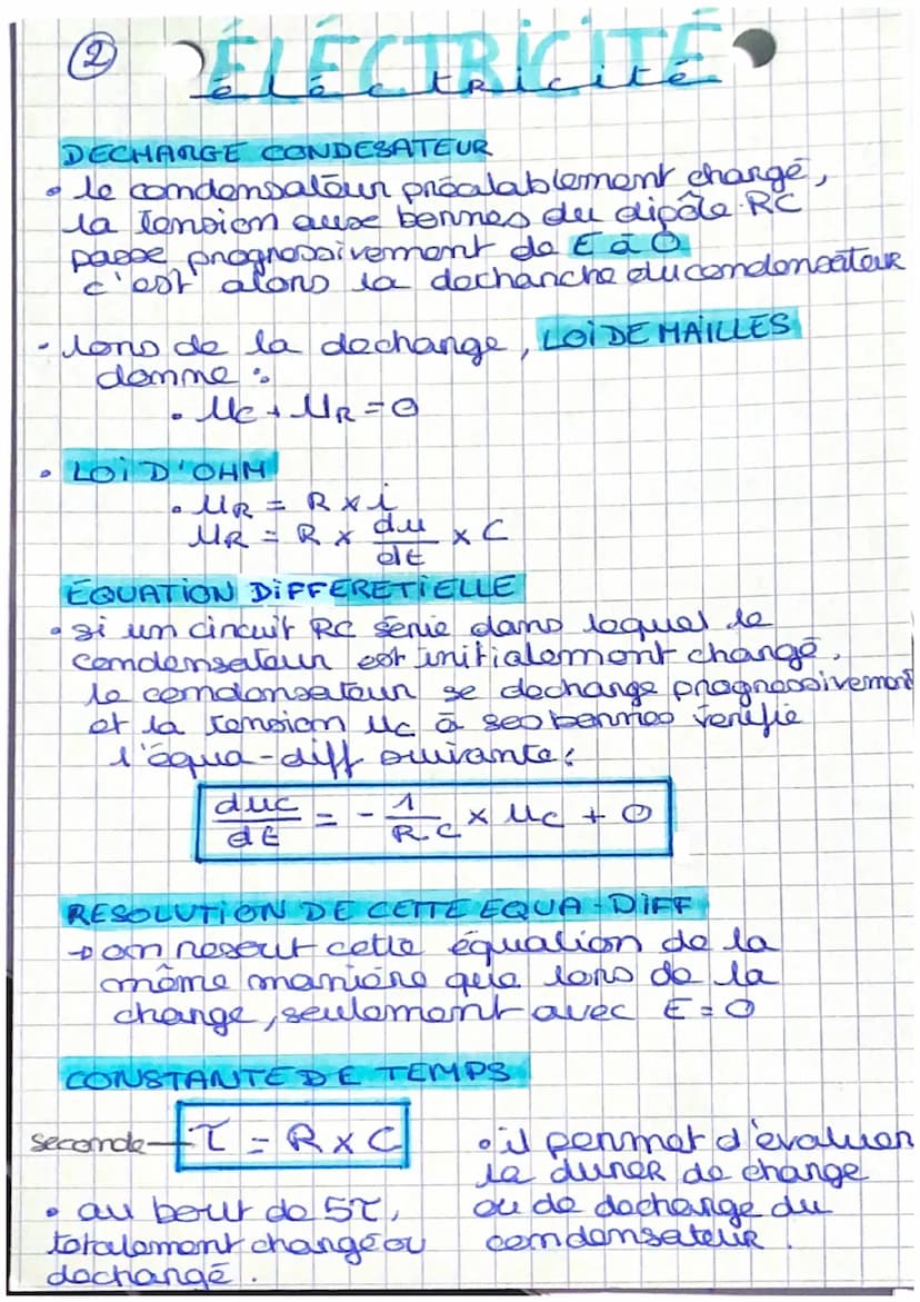 B
• ÉLECTRICITE
HODELE CONDENSATEUR
un condensateur est composé de deux
armature changées électriquement et d'un
isolant
isolant
J
-anmature