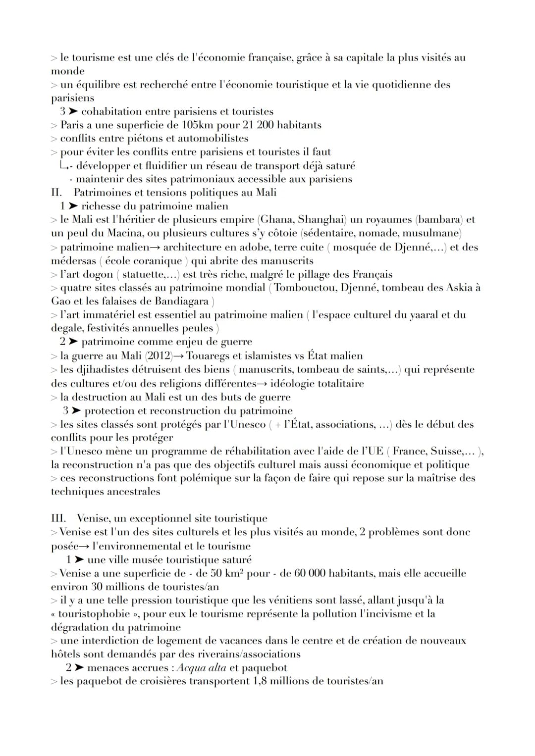 HGGSP
LE PATRIMOINE
INTRO
1➤ Notion de patrimoine
> le patrimoine présente des formes très diverses. On pourrait le définir comme
l'ensemble