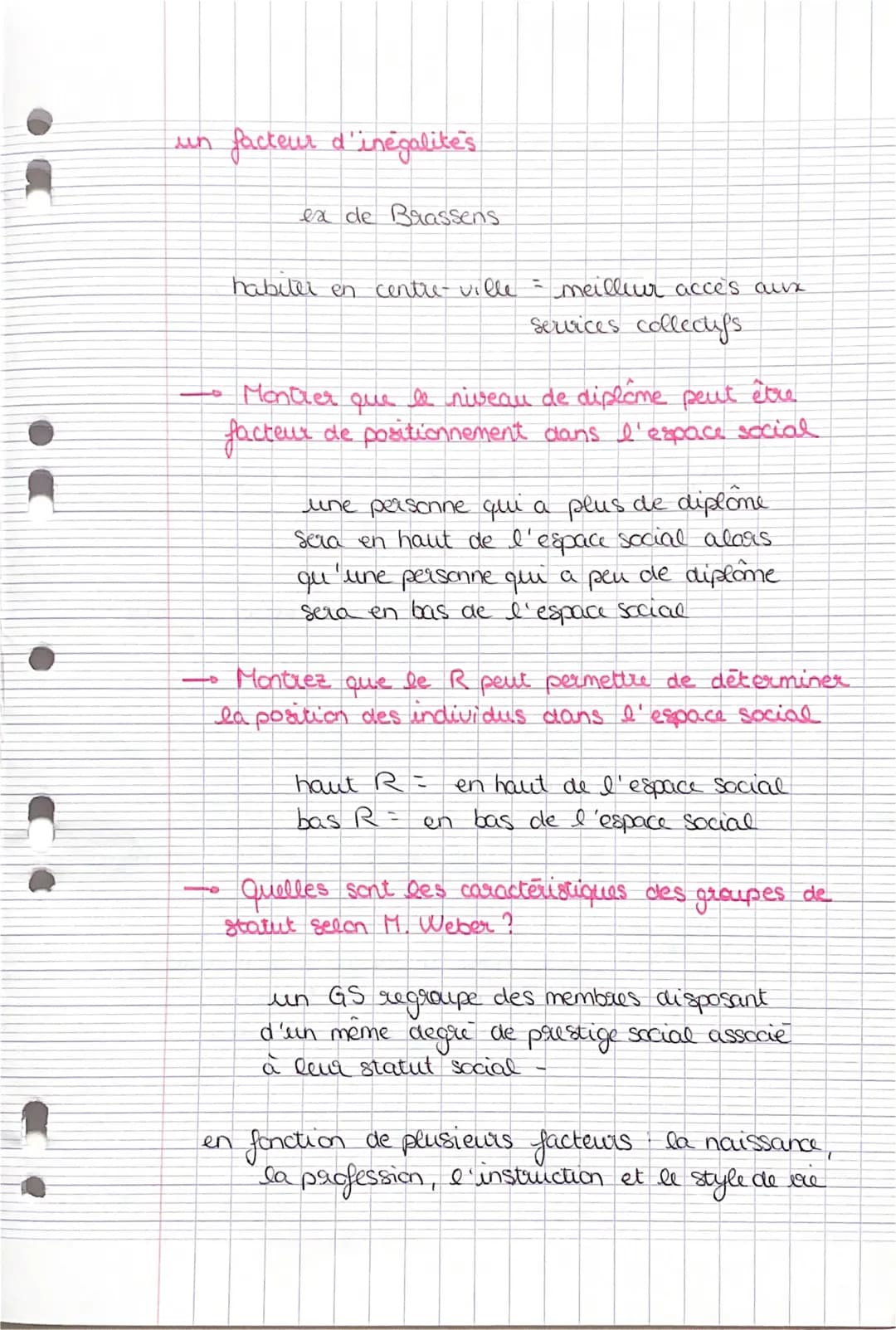 CHAP 3
EC1
C C
1
1
Présenter deux evclutions de la structure Socio-
-professionnelle française depuis la seconde moitié du
XXè siècle
1
* Sa