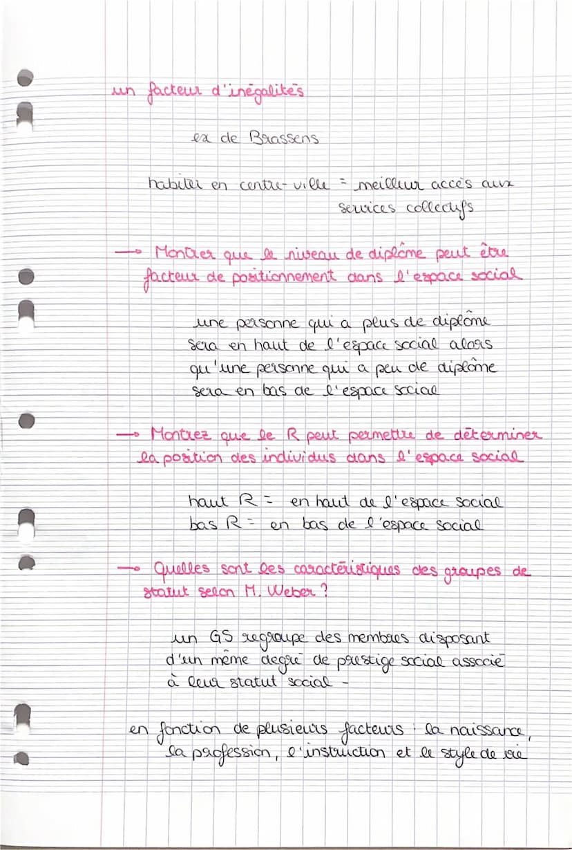 CHAP 3
EC1
C C
1
1
Présenter deux evclutions de la structure Socio-
-professionnelle française depuis la seconde moitié du
XXè siècle
1
* Sa