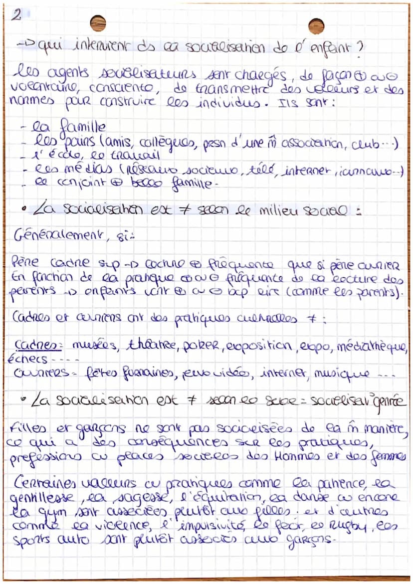 GRAND ORAL
Sciences Eco er Sociale
Souvlogie Comment la socialisatio
contribue-t-ecco à expliquer les +
de comportaments des individus?
I) P