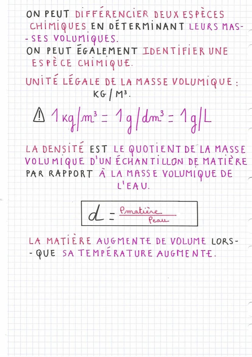 -(Masse volumique
LA MASSE D'UN CORPS
EST UNE GRANDEUR QUI REPRÉSENTE LA
QUANTITÉ DE MATIÈRE QUI LE COMPOSE.
LE VOLUME D'UN CORPS EST LA GRA
