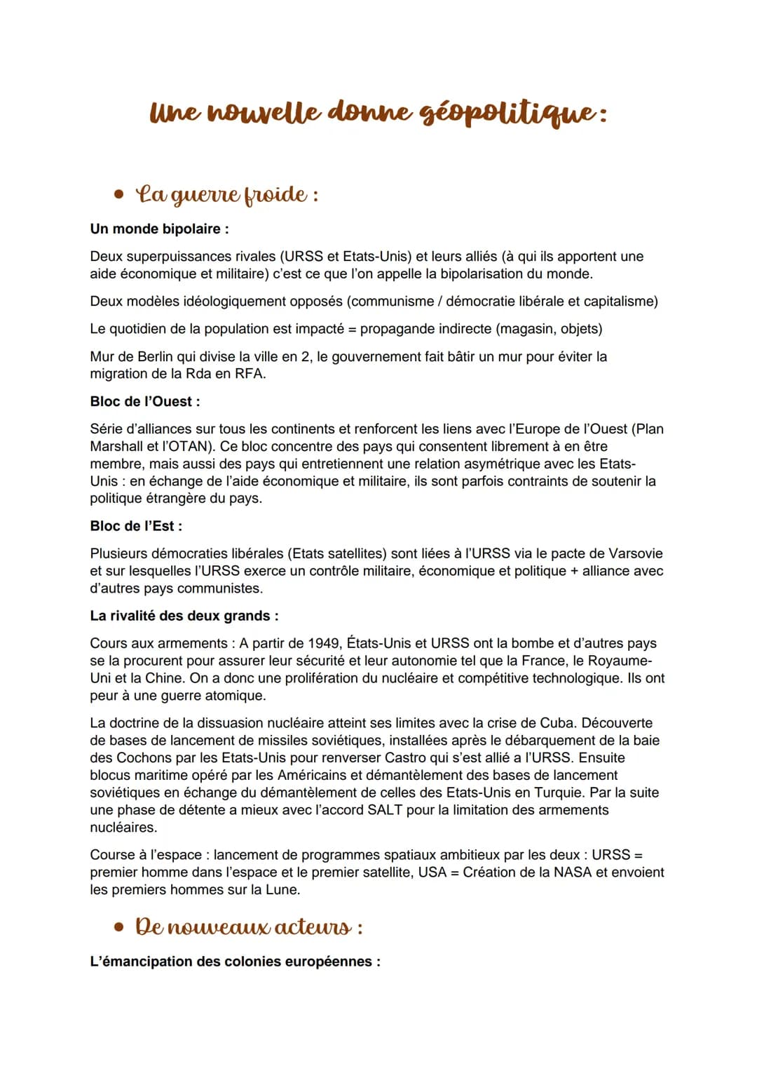 Une nouvelle donne géopolitique:
La guerre froide :
Un monde bipolaire :
Deux superpuissances rivales (URSS et Etats-Unis) et leurs alliés (
