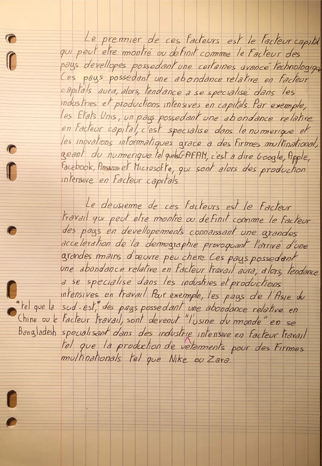 115/12 ↳ Question de EC1.
Soyer Vous montrerez comment les dotation factorielles
peuvent expliquer la specialisation internationales
Präz
on