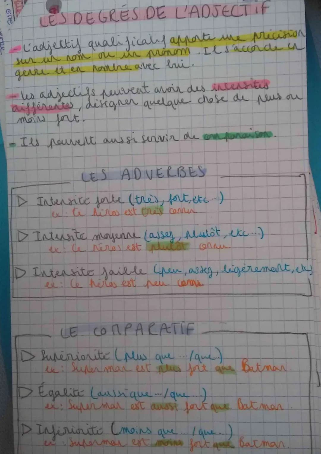 .. e'ne
LE'S DEGRÉS DE L'ADJECT IF
•L'adjectif qualificatif apporte me précision
sur un nom ou un pronom. Il s'accorde un
genre et en hombre