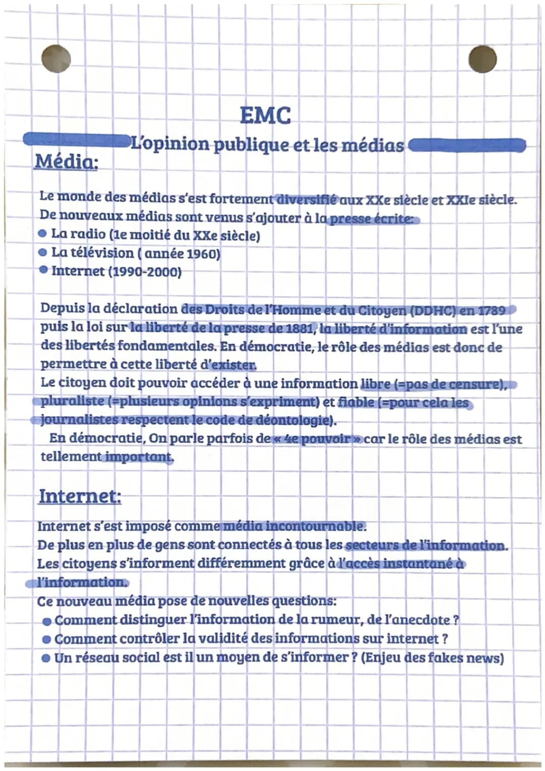 EMC
L'opinion publique et les médias
Média:
Le monde des médias s'est fortement diversifié aux XXe siècle et XXIe siècle.
De nouveaux médias
