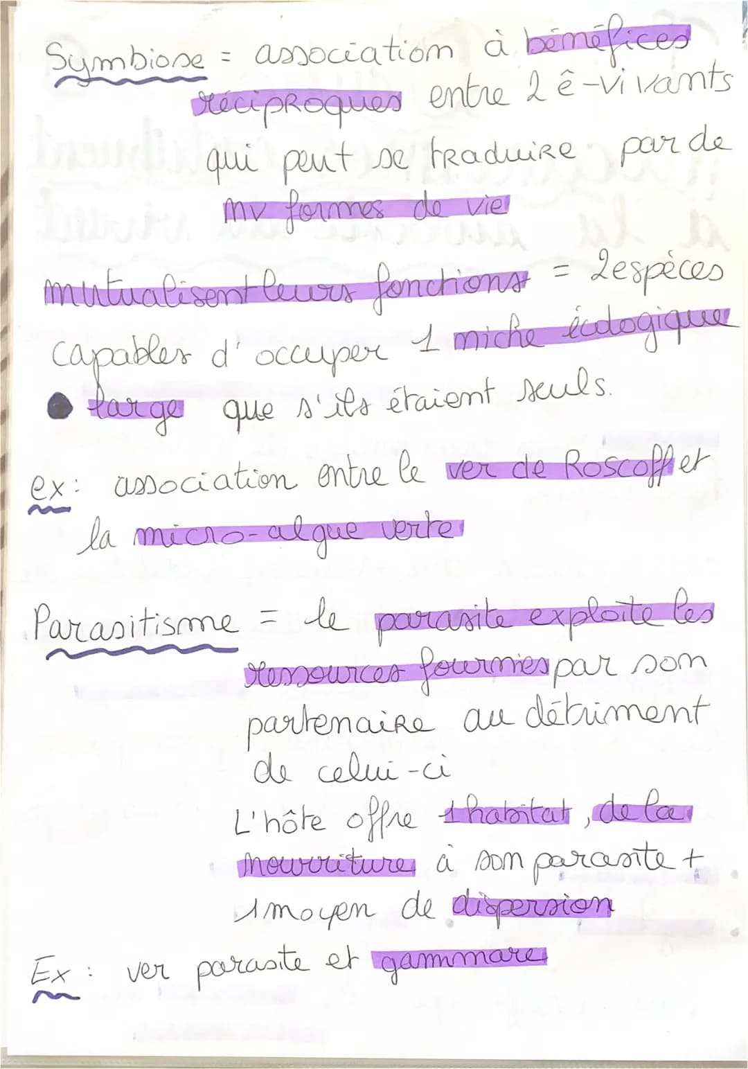 9
Chap 5: D'autres
"mécanismes contribuent
• a la diversité du vivant
Diversification phénotypique des ê-vivants
due aussi à des association
