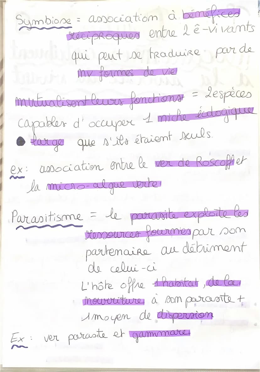 9
Chap 5: D'autres
"mécanismes contribuent
• a la diversité du vivant
Diversification phénotypique des ê-vivants
due aussi à des association
