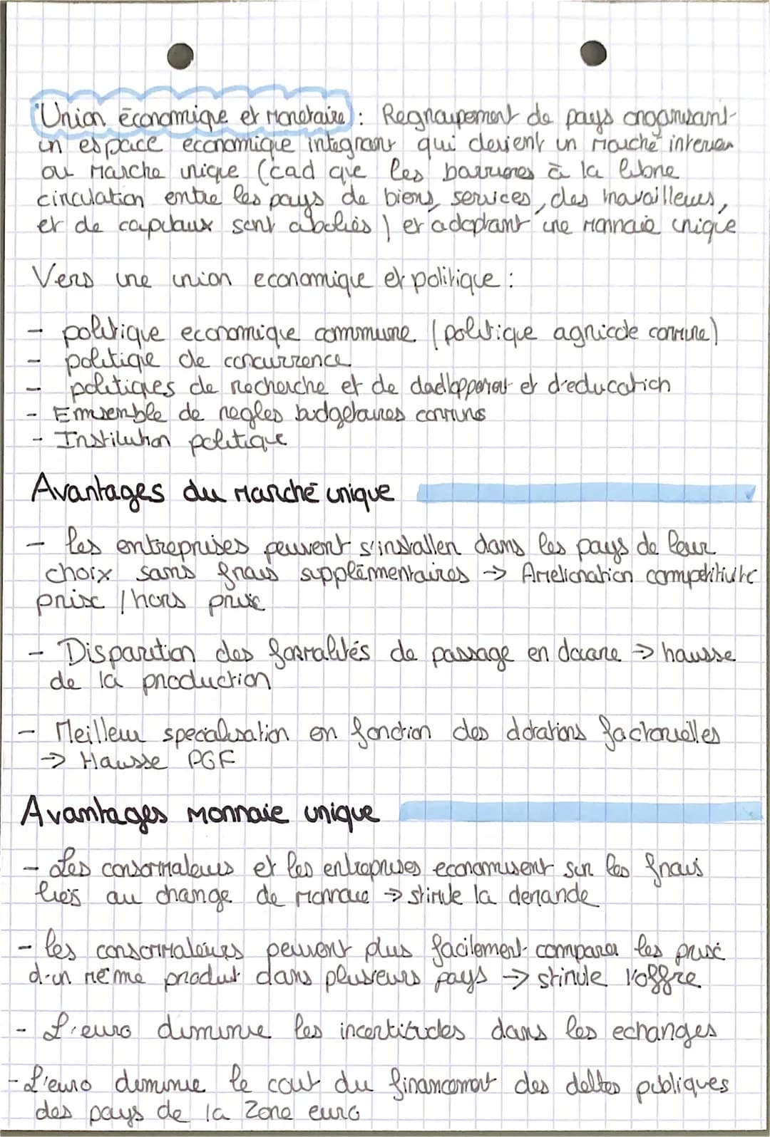 Politique Econarique UE
I
Etape de l'integration econonique
L'integration economique est l'ensemble de procedés par
lesquelles 2 ou plusieur