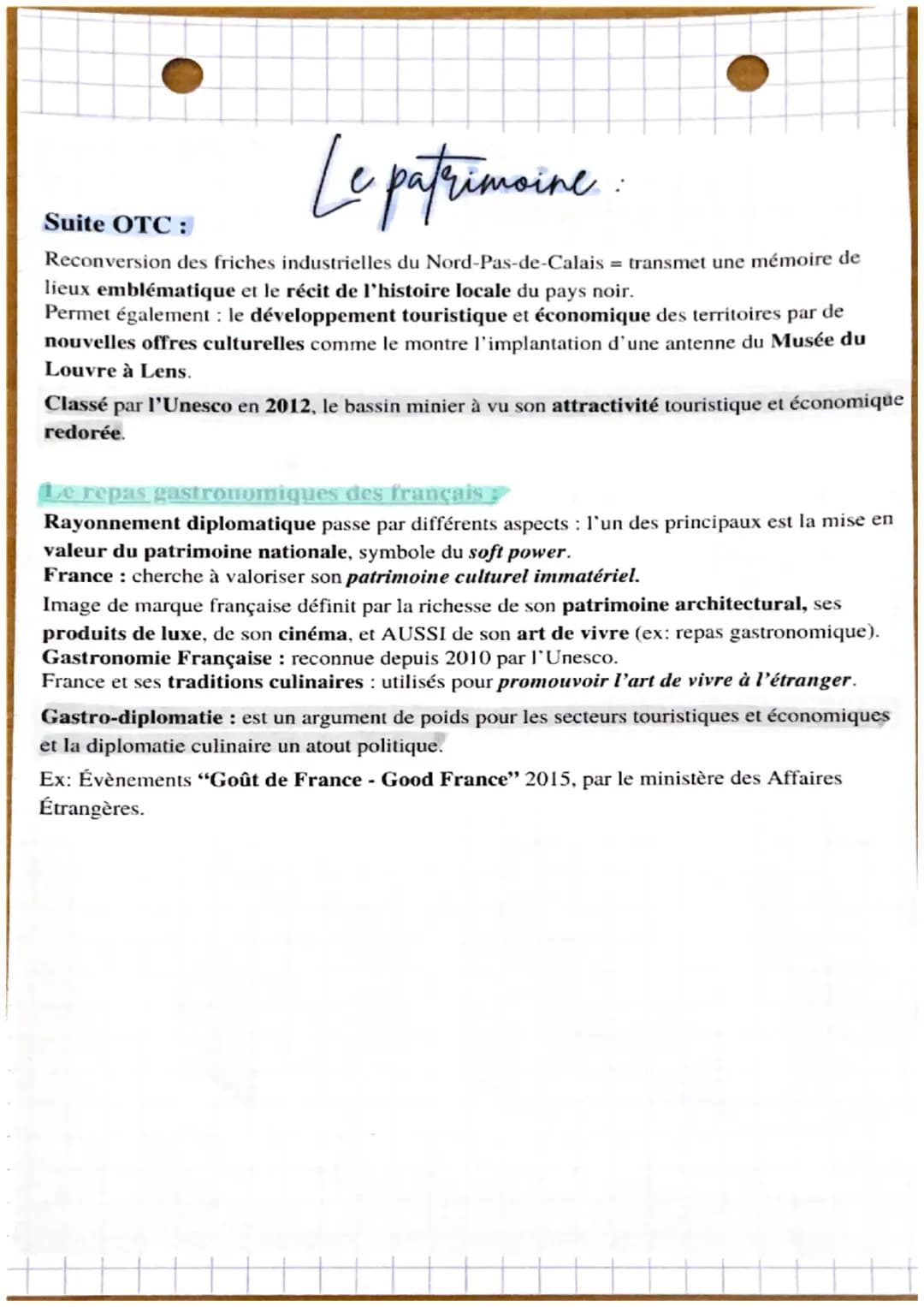 Le patrimoine...
--> Notion juridique et individuelle
Introduction:
La notion de patrimoine :
Transmission de biens par héritage au sein d'u