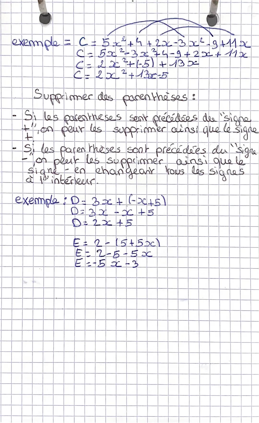 Maths
Simplifier une expression littérale &
Dans une expression littérale, on peut
Supprimer le signe multiplier lorsqu'il est
suivi d'une l