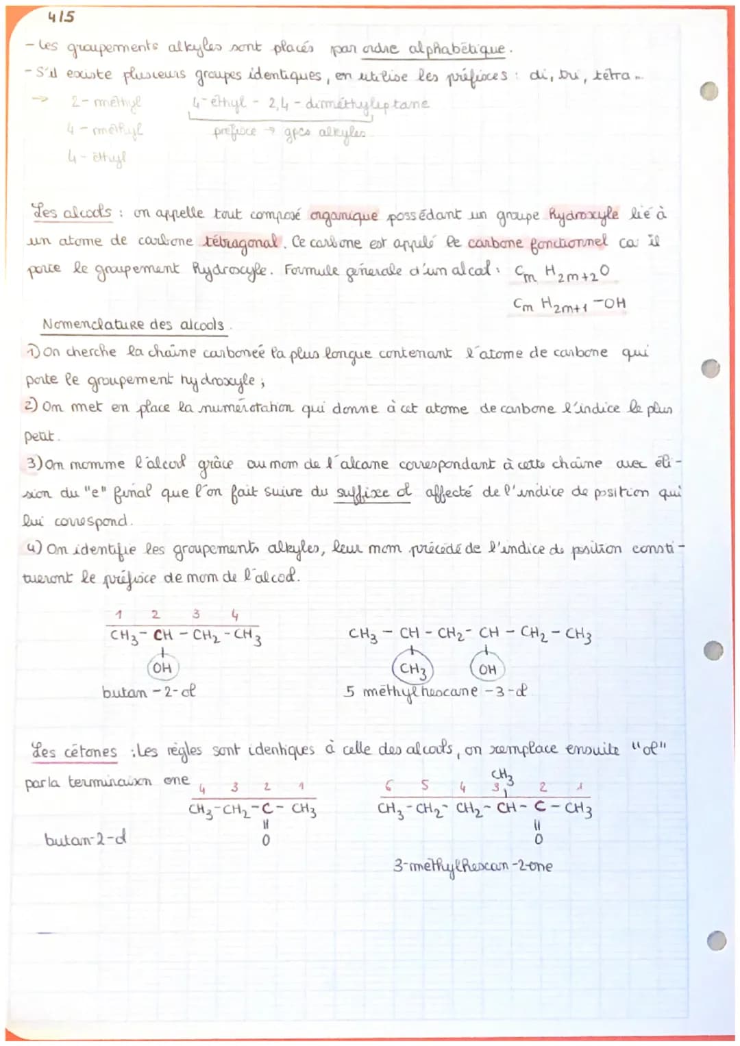 A15
STRUCTURE DES
ENTITES ORGANIQUES
I- Molecules Organiques
Les entités organiques sont principalement composées d'atomes de carbone et d'h