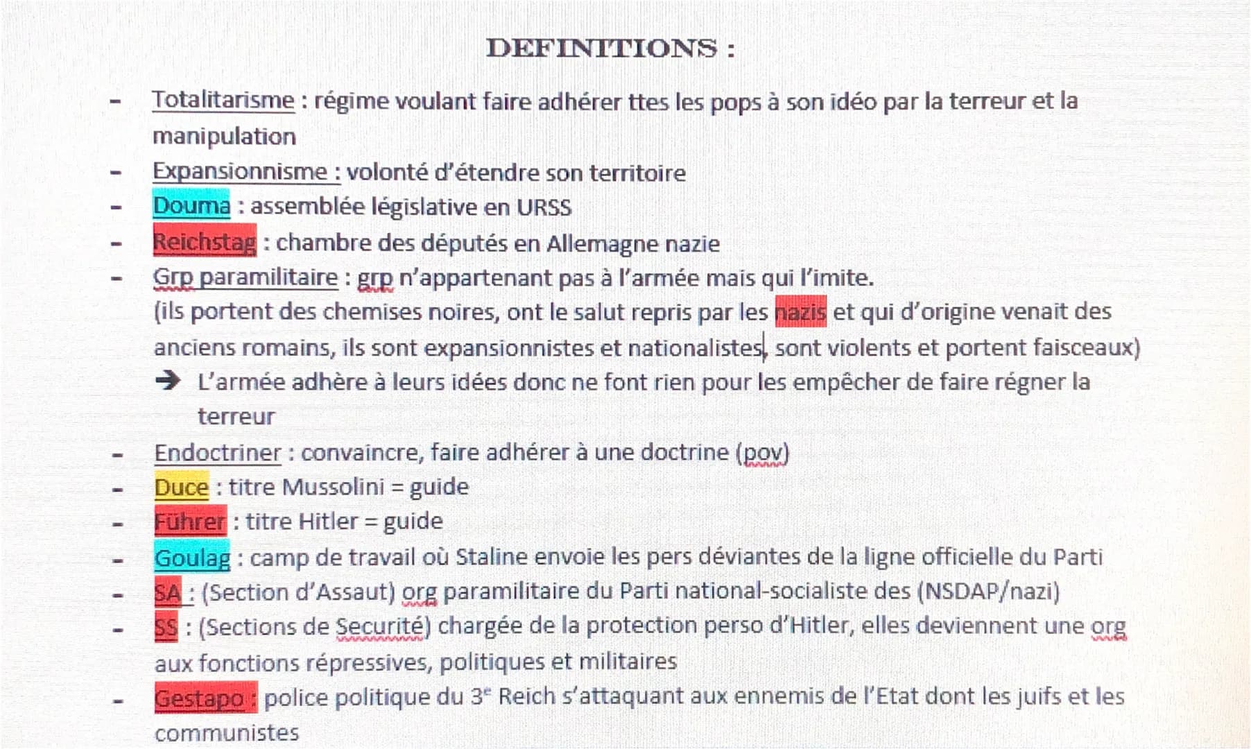Les totalitarismes
DATES À SAVOIR :
Février 1917: 1ere révolution russe, chute du tsar
Octobre 1917: 2 révolution russe, début du régime com