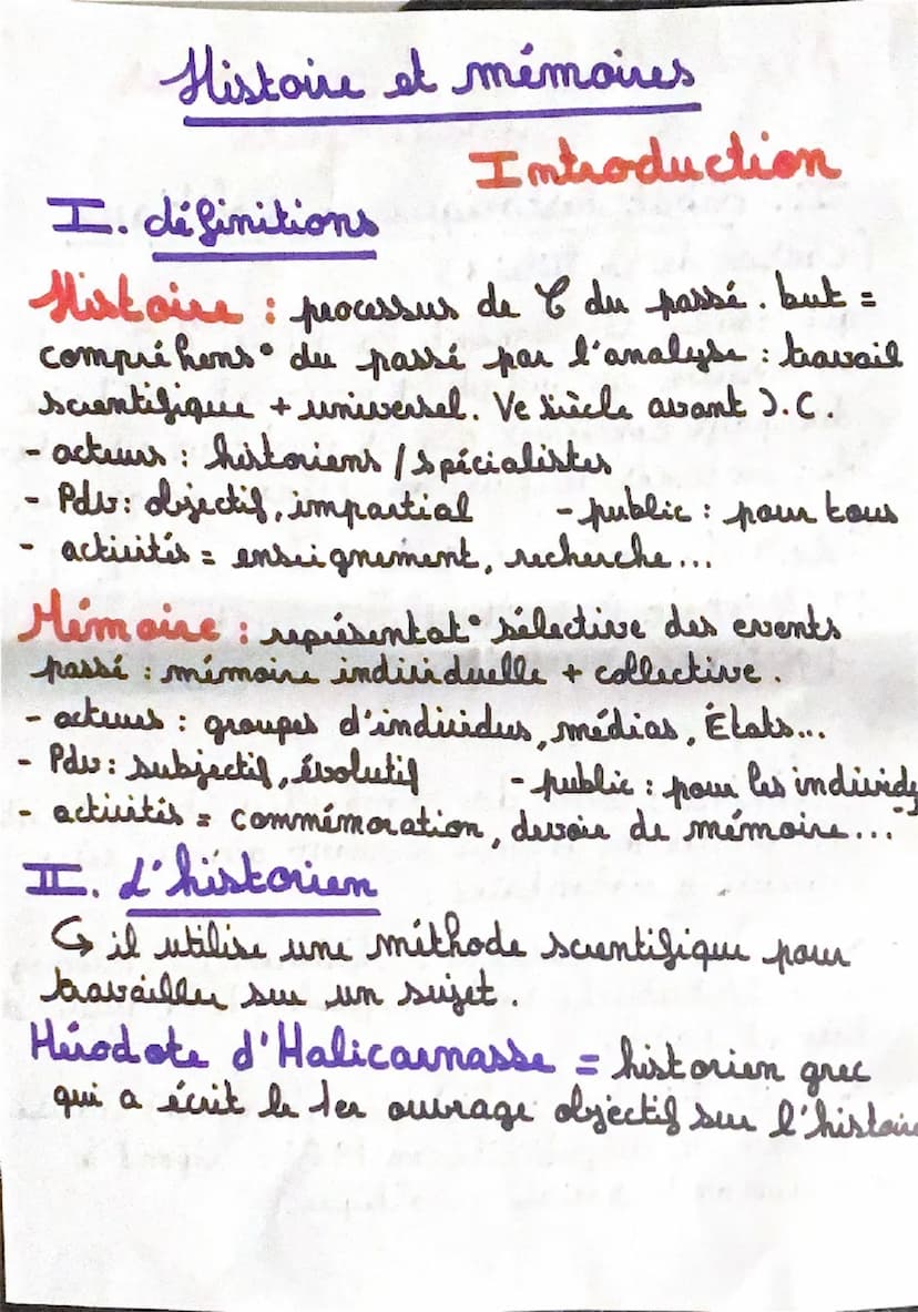 **
Histoire et mémoires
Introduction
I. difinitions
(def. histoire + mémoires)
I. l'historien
(def. historien, Huodote
d'Halicarnasse)
८
**
