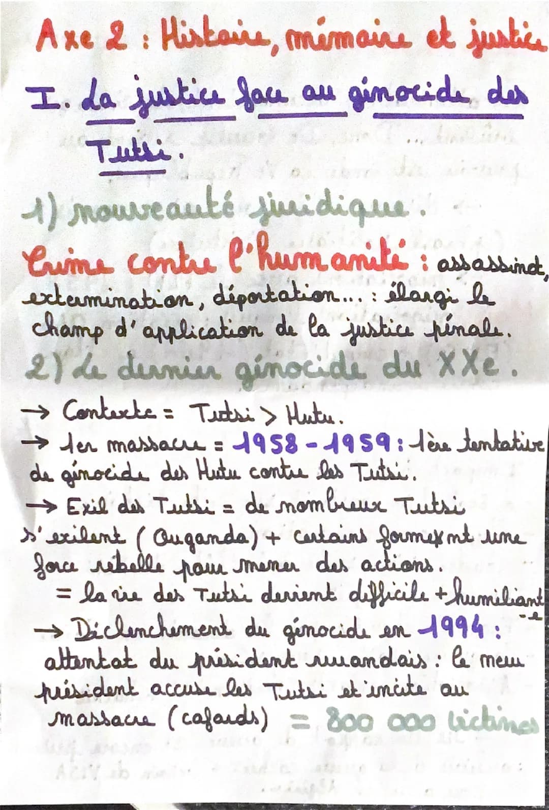**
Histoire et mémoires
Introduction
I. difinitions
(def. histoire + mémoires)
I. l'historien
(def. historien, Huodote
d'Halicarnasse)
८
**
