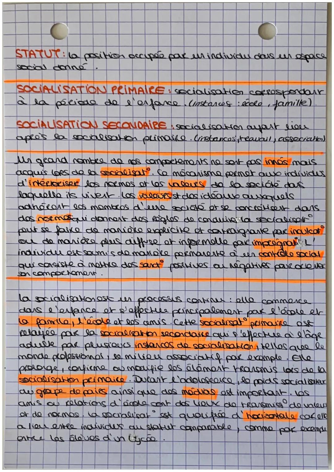 SOCIO
SES
CHA
SOCIALISATION
SOCIOLOGIE: l'étude scientifique des comportements
humairs dans la société et la démonstration de comment
la soc