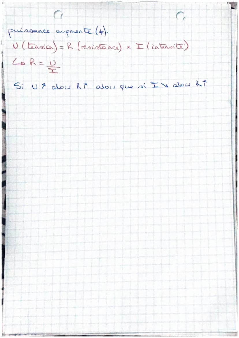 ES
4) L'alternateur
Un alternator est composé d'in stator, element
immobile, (la bobine), et d'in rotor, element mis
en rotation (l'aimant).