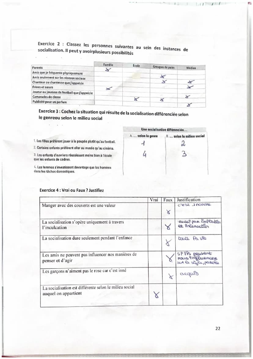 CONCLUSION
FICHE 8 Schéma bilan / Révision
QUE TRANSMET-ON?
COMMENT SOCIALISE-T-ON?
• Par.....Pmptatio.
Par...factio
• Par....mation.....
•

