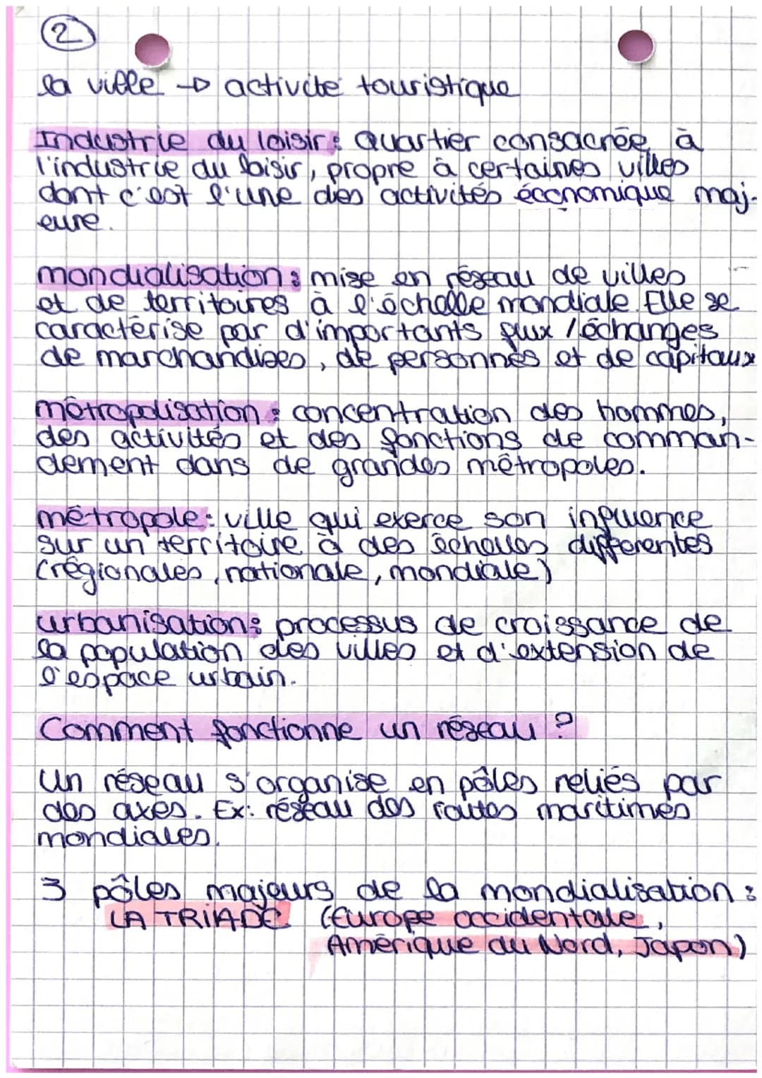 (heme)
geographie-
Definitions:
CBD: Central Buisness District : quartier
centrale des affaires, regroupe sieges sociaux
d'entreprises et ét