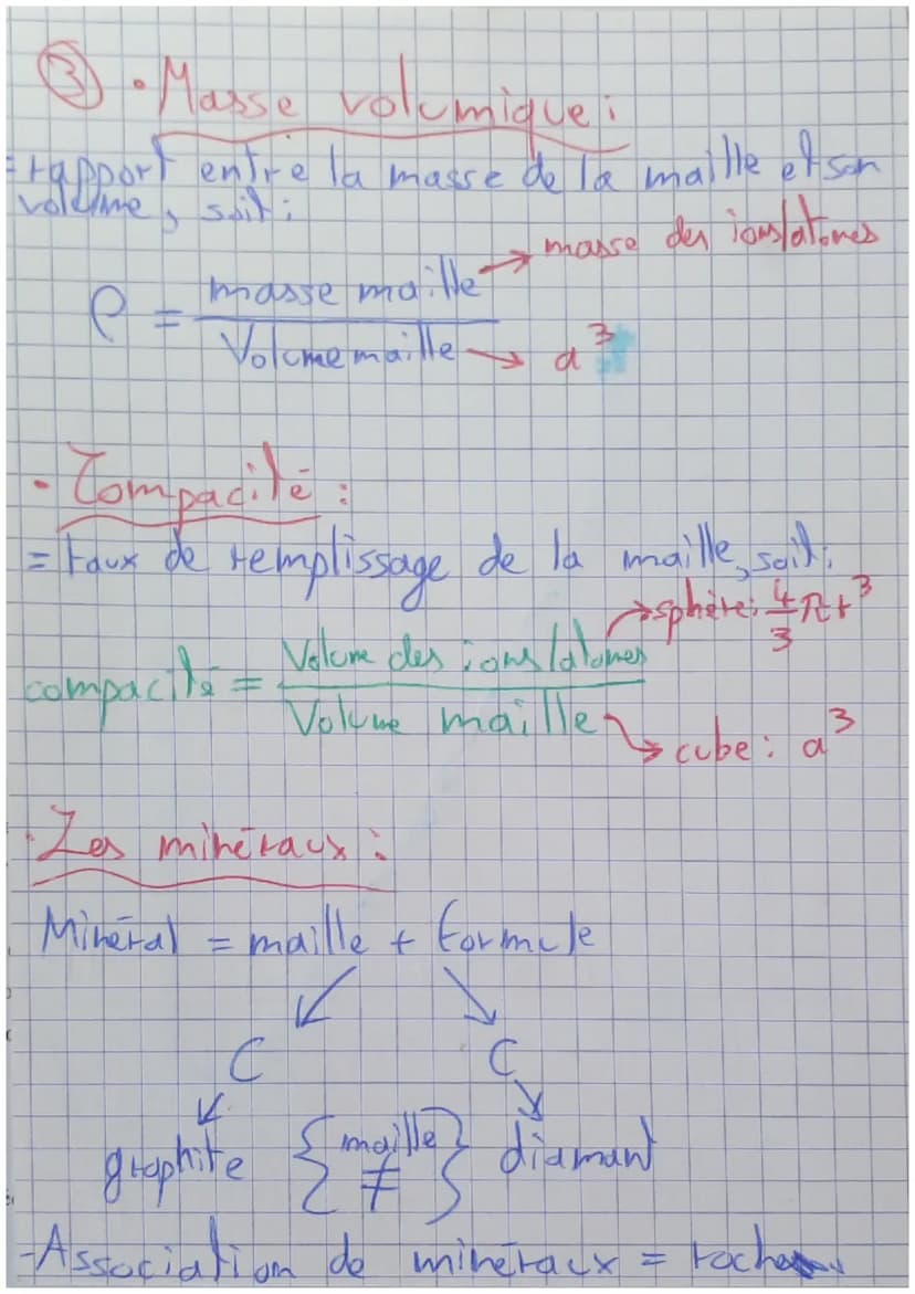 • Enseignement
Scientifique
Les édifices ordonnées: les
cristaux
Definitions: Le cristal est une cer
Tule elementaire constituée d'atomes
qu