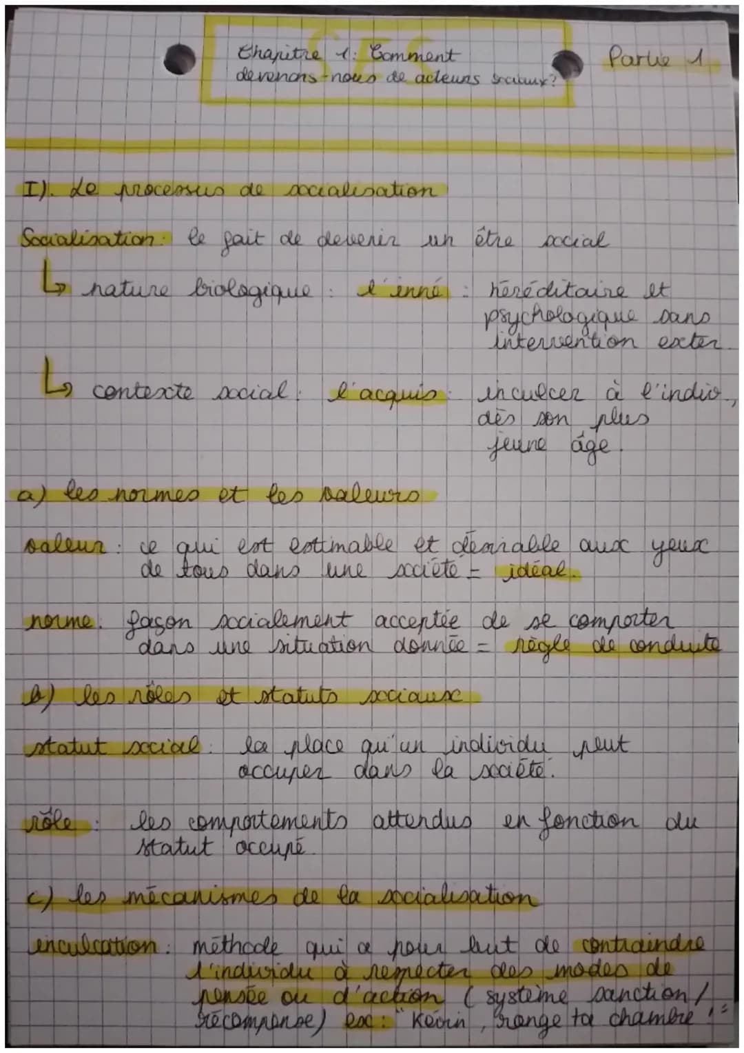Chapitre 1: Comment
devenons-nous de acteurs scatury?
I). Le processus de socialisation
Socialisation: le fait de devenir un être social
L₂

