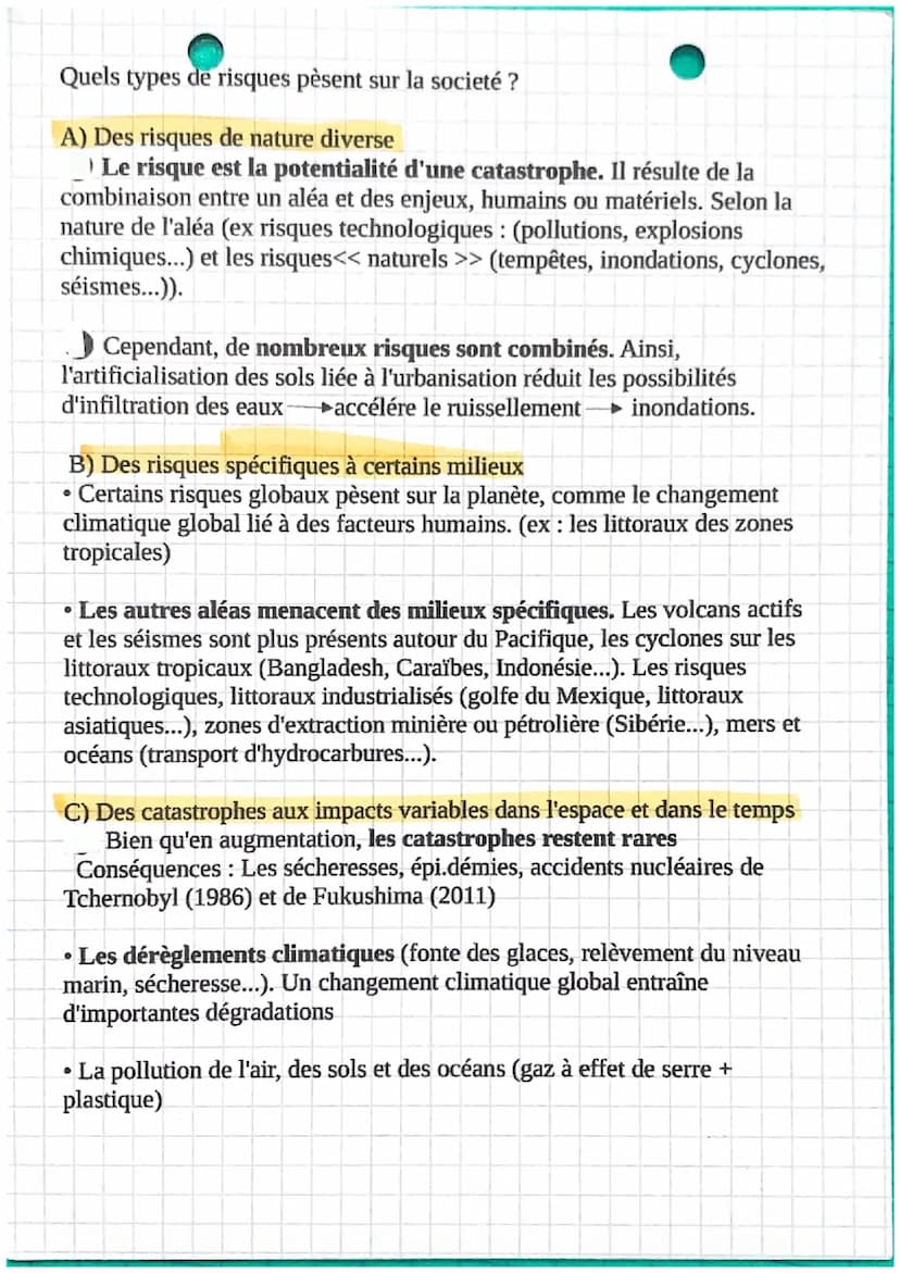 Géographie
Vulnérabilité = exprime le niveau d'effet prévisible d'un phénomène natu-
rel (un aléa) sur des enjeux (les sociétés humaines et 