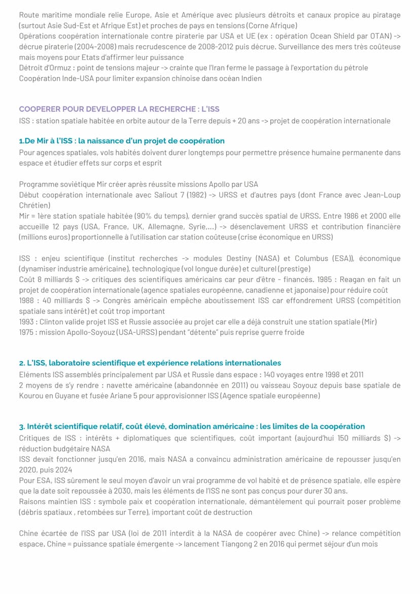 --- OCR Start ---
Séquence 1 - De nouveaux espaces de conquête
SPECIFICITES OCEAN ET ESPACE
Océan: vaste étendue d'eau salée qui couvre une 