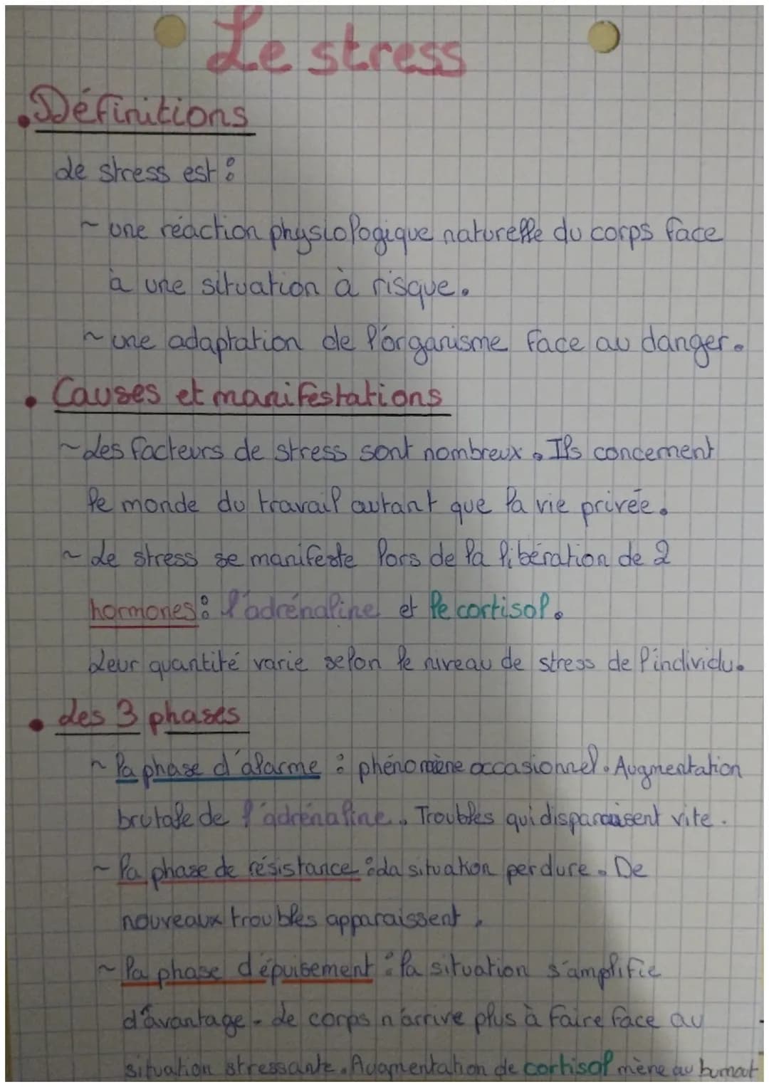 Le stress
Définitions
0
de stress est
- one reaction physiologique naturelle du corps face
à une situation à risque.
hone
adaptation de l'or