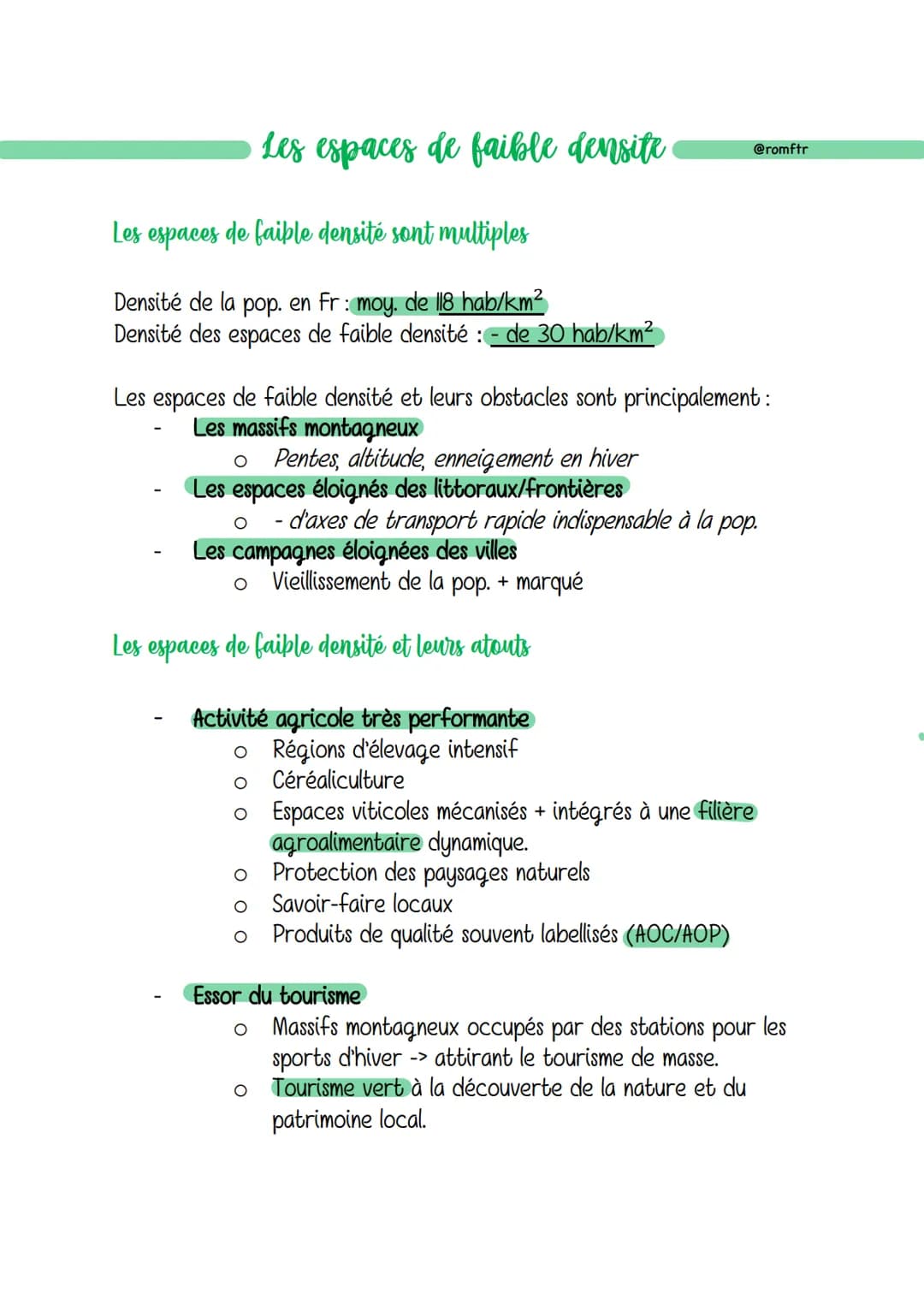 Les espaces de faible densité sont multiples
Densité de la pop. en Fr : moy. de 118 hab/km²
Densité des espaces de faible densité : - de 30 