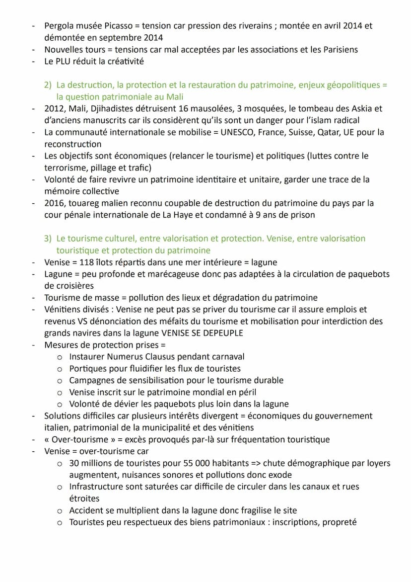 HGGSP - Thème 4 : Identifier, protéger et valoriser le patrimoine : enjeux politiques.
Intro: L'incendie de Notre Dame de Paris (15 avril 20