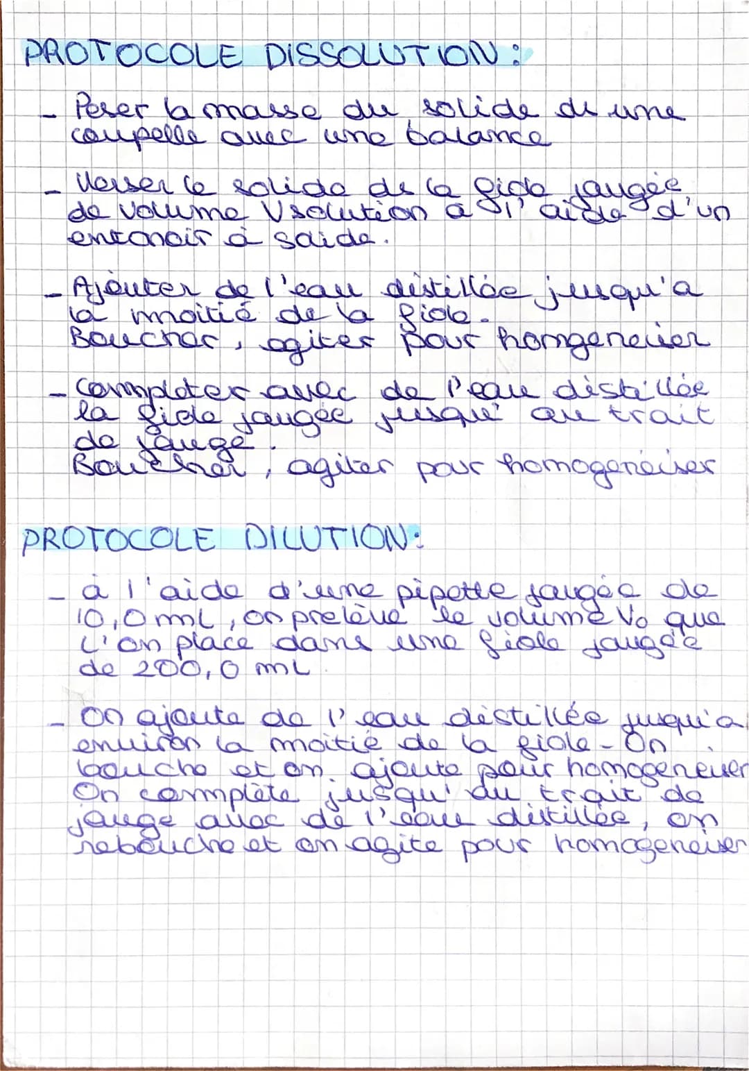PHYSIQUES
solutions aqueuses et melanges au quotidien
LES SOLUTIONS:
• solution = melange homogène obtenu par diss
d'un ou plus soluté as un
