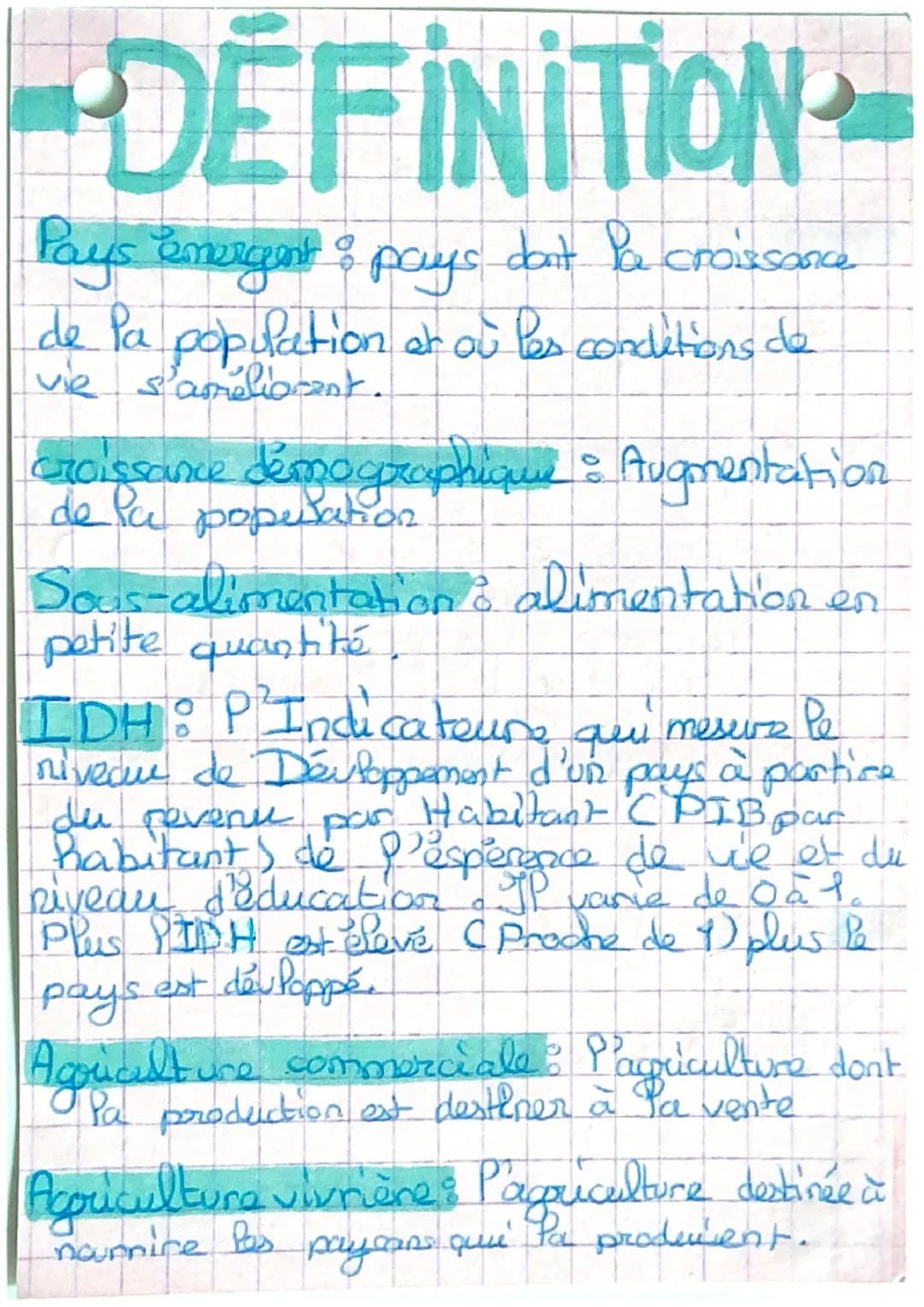 DEFINITION
Pays energent : pays don't la croissance
de la population at où les conditions de
vie sameliacent.
croissance démographique: Augm