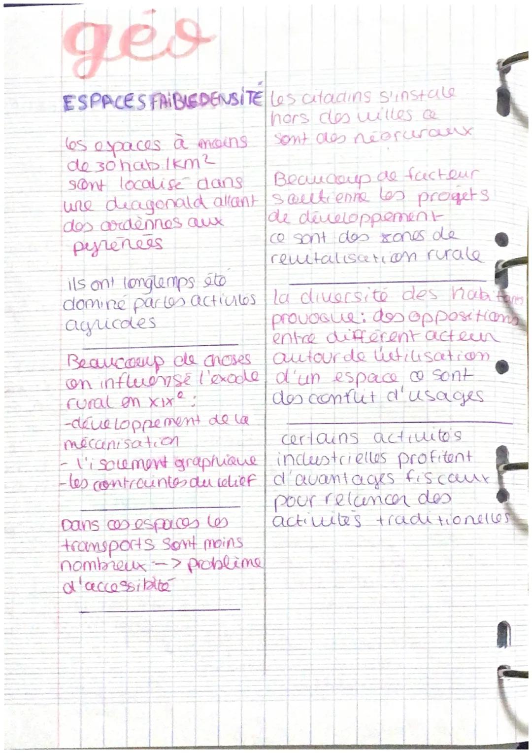 # geo

AIRES URBAINES- ESPACES PRODUCTIES

L'aire urbaine de -3 grands type
Nantes a comu -espace agricoles
une croissance -espace de servic