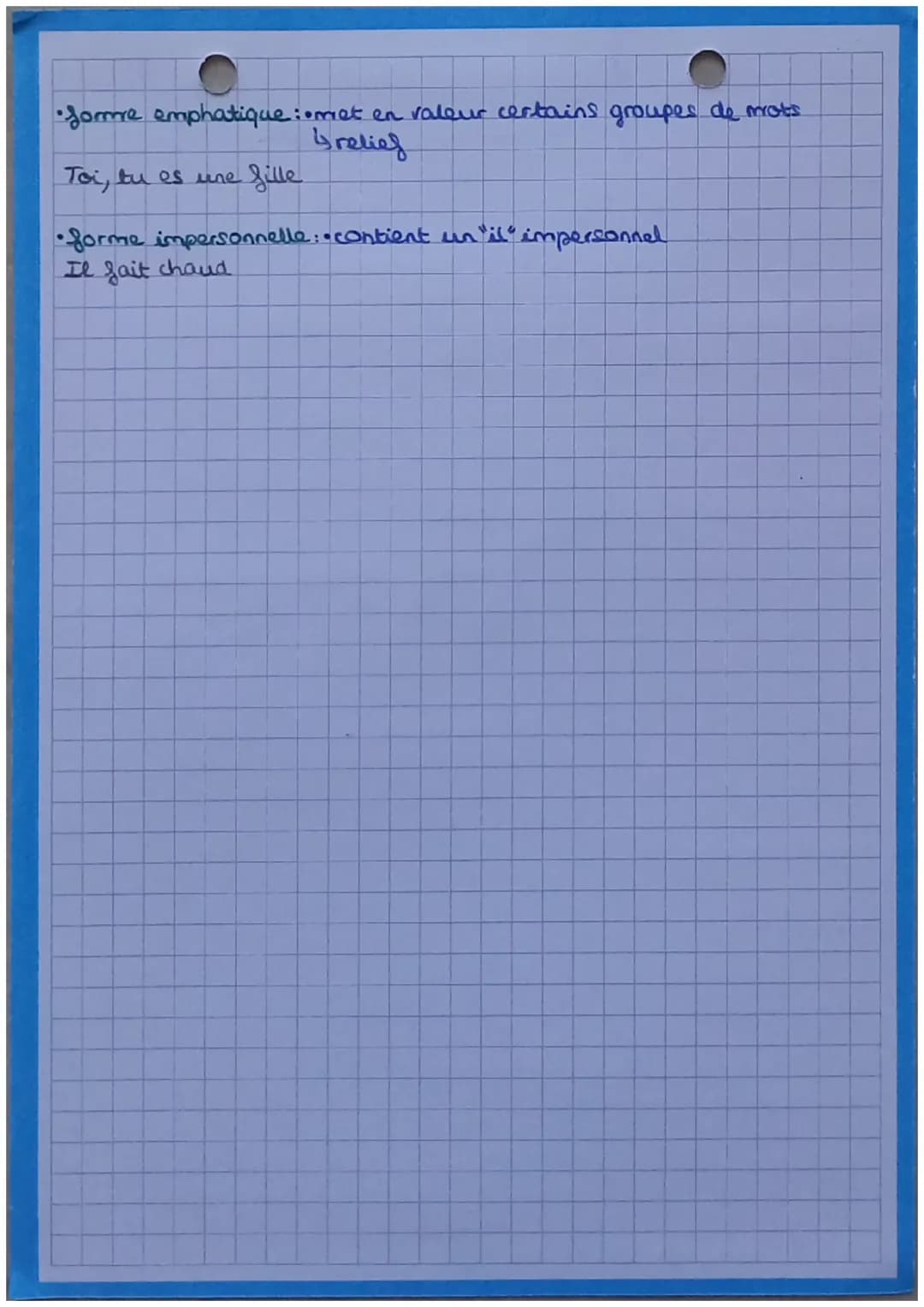 Grammaire
types et formes
de phrases
types de phrases
•phrase déclarative: • Sert à constater on déclarer quelque chose,
•raconter un évenem