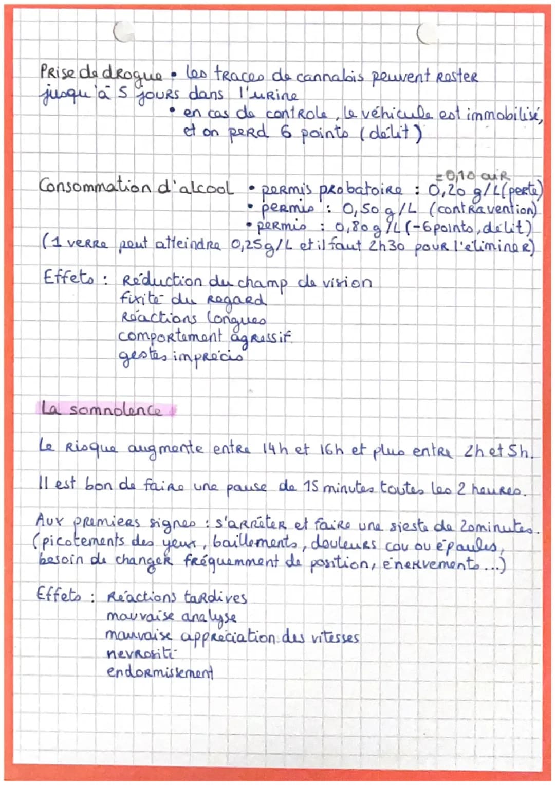 LE CONDUCTEUR
Les situations à Risque-
Les intersections : il faut RalentiR à son approche
Les changements de direction : avant de tourner, 