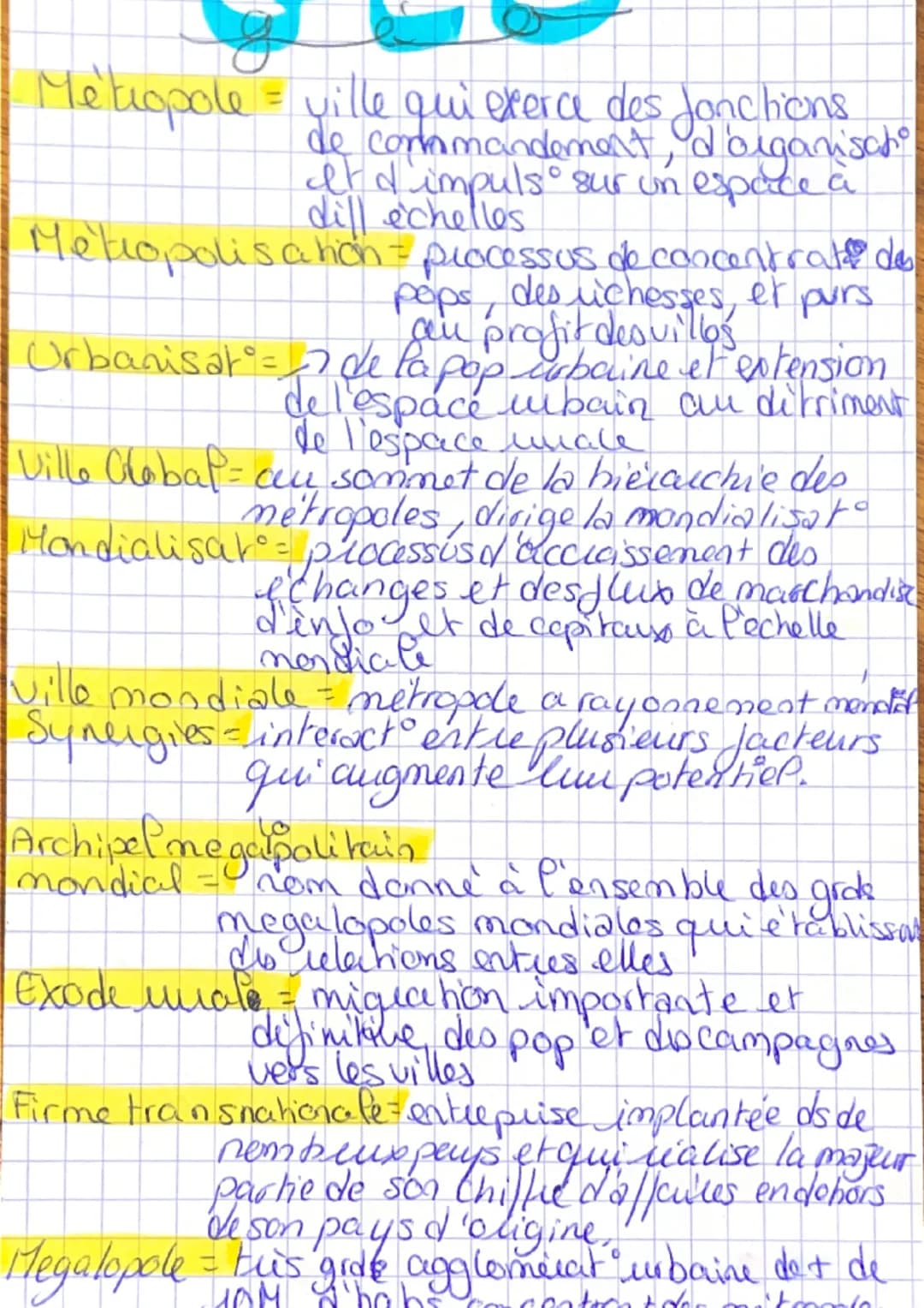 Metropole
= ville qui exerce des fonctions.
de commandement, d'organisato
It d'impuls⁰ sur un espace à
dill echelles
Metropolisation
process