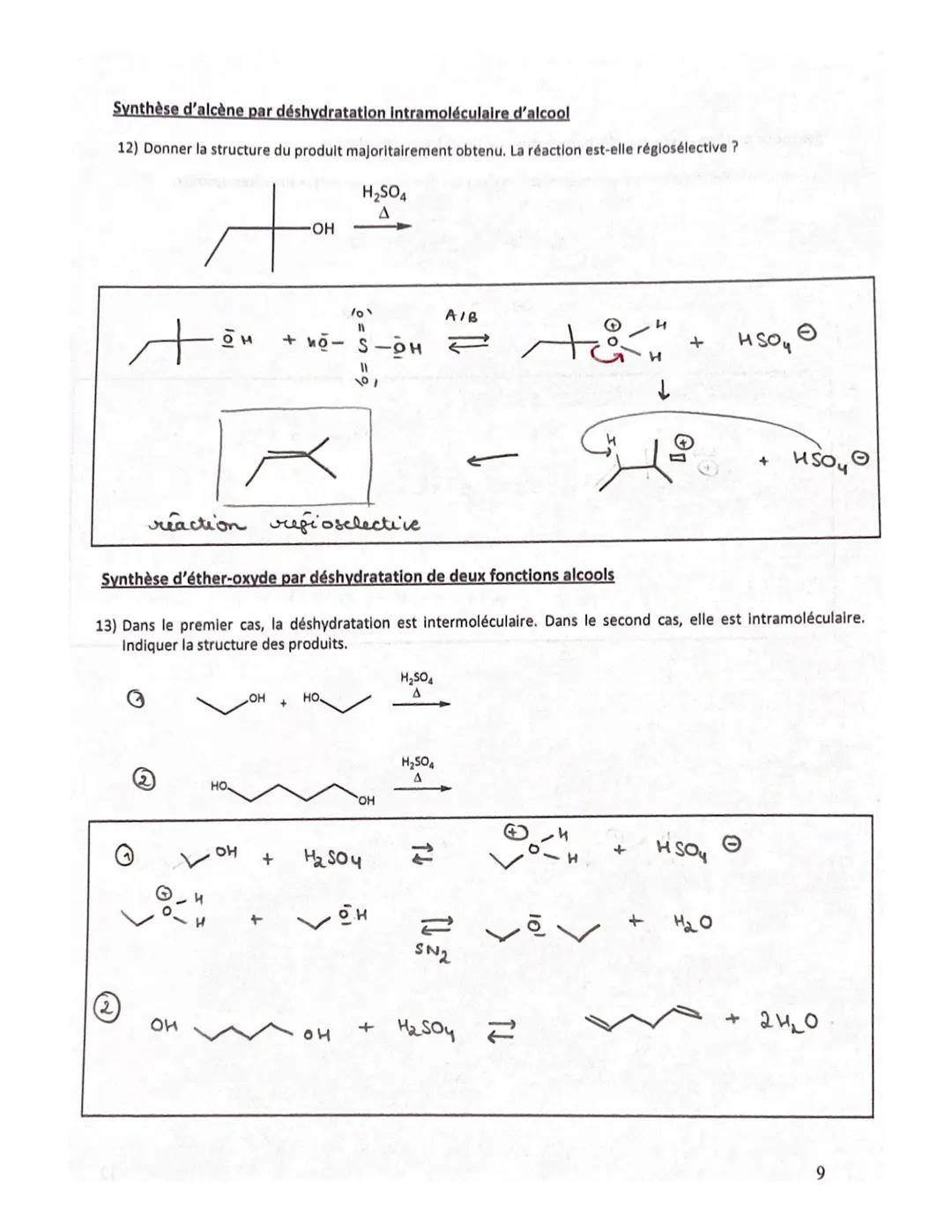 On admet que dans la grande majorité des cas, les réactions ont lieu sous contrôle cinétique, c'est-à-dire que le
composé majoritairement fo