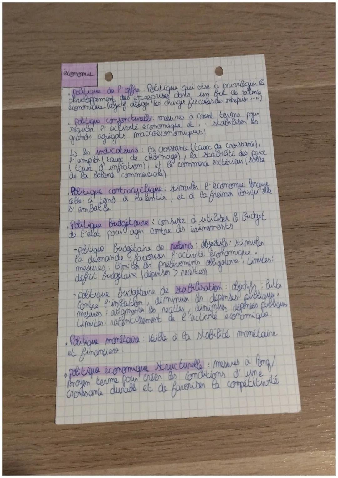 CH 3. Les politiques ecomempion
économie
·les cycles économiques
poctivité économique
recession
مت
reprise
expension
temps
La crise moment b
