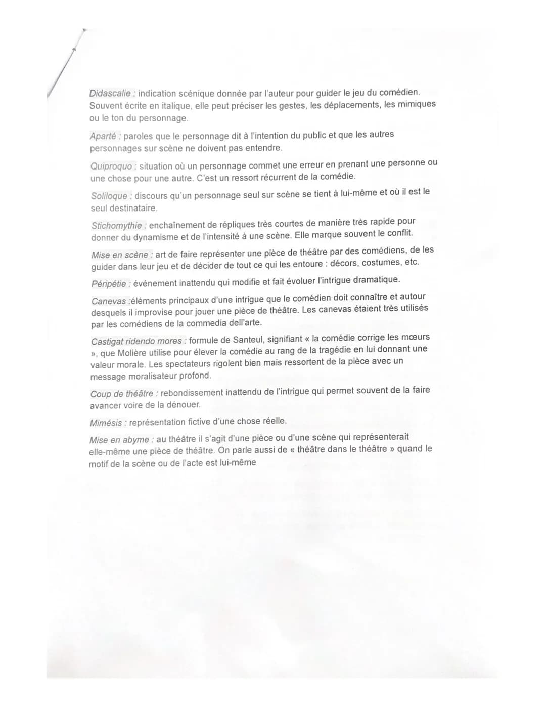 Vocabulaire du Théâtre
pièce de théâtre : pièce écrite selon certaines règles de littérature et qui est destinée à
être jouée sous forme de 