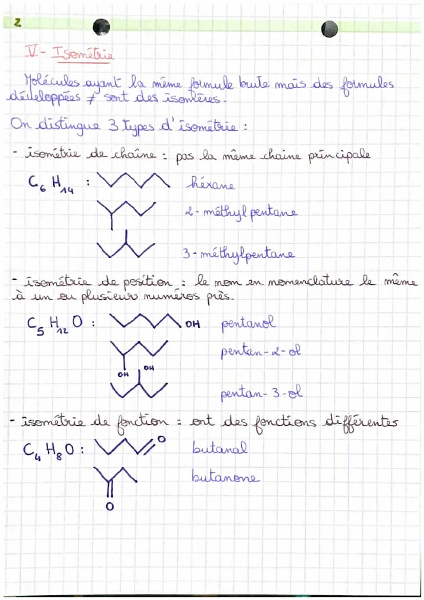 T
• CHIMIE .
Les molecules organiques
I- Représentation des molécules
Une molecule organique : toujours constituée d'atomes de
carbone, d'hy