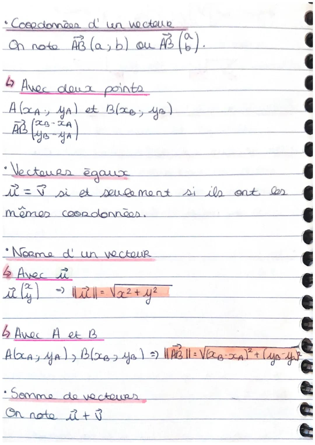 *Maths*
7-Chapitre 7-
•LES...V.E· C.T·E· U · R·S.
•lor vecteur est degini par:
- sa direction
- son sens
-> sa norme (= longueue = distance)