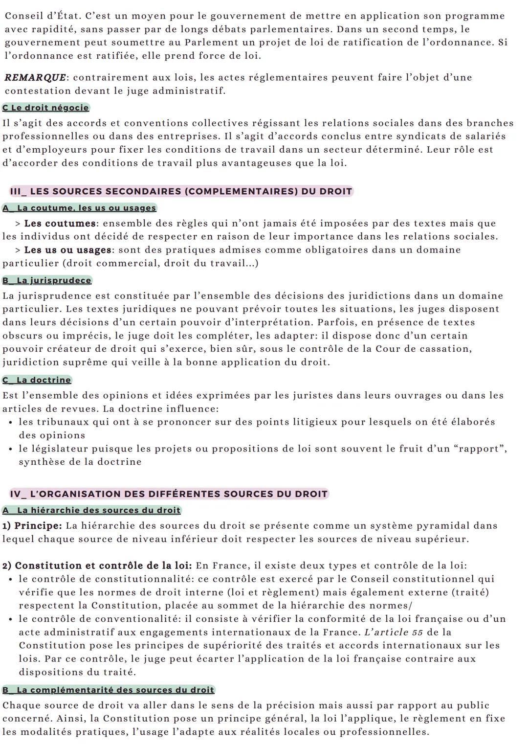 DROIT
CHAPITRE 4: LES SOURCES DU DROIT
INTRO
Le droit est l'ensemble des règles juridiques qui régissent la vie des hommes en société. On
ap