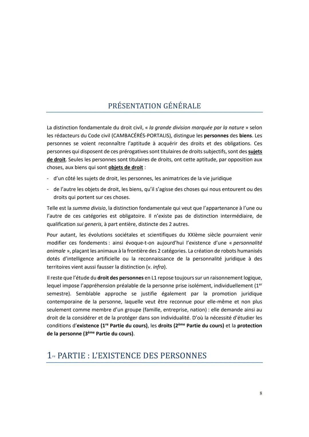 PRÉSENTATION GÉNÉRALE
La distinction fondamentale du droit civil, « la grande division marquée par la nature >> selon
les rédacteurs du Code