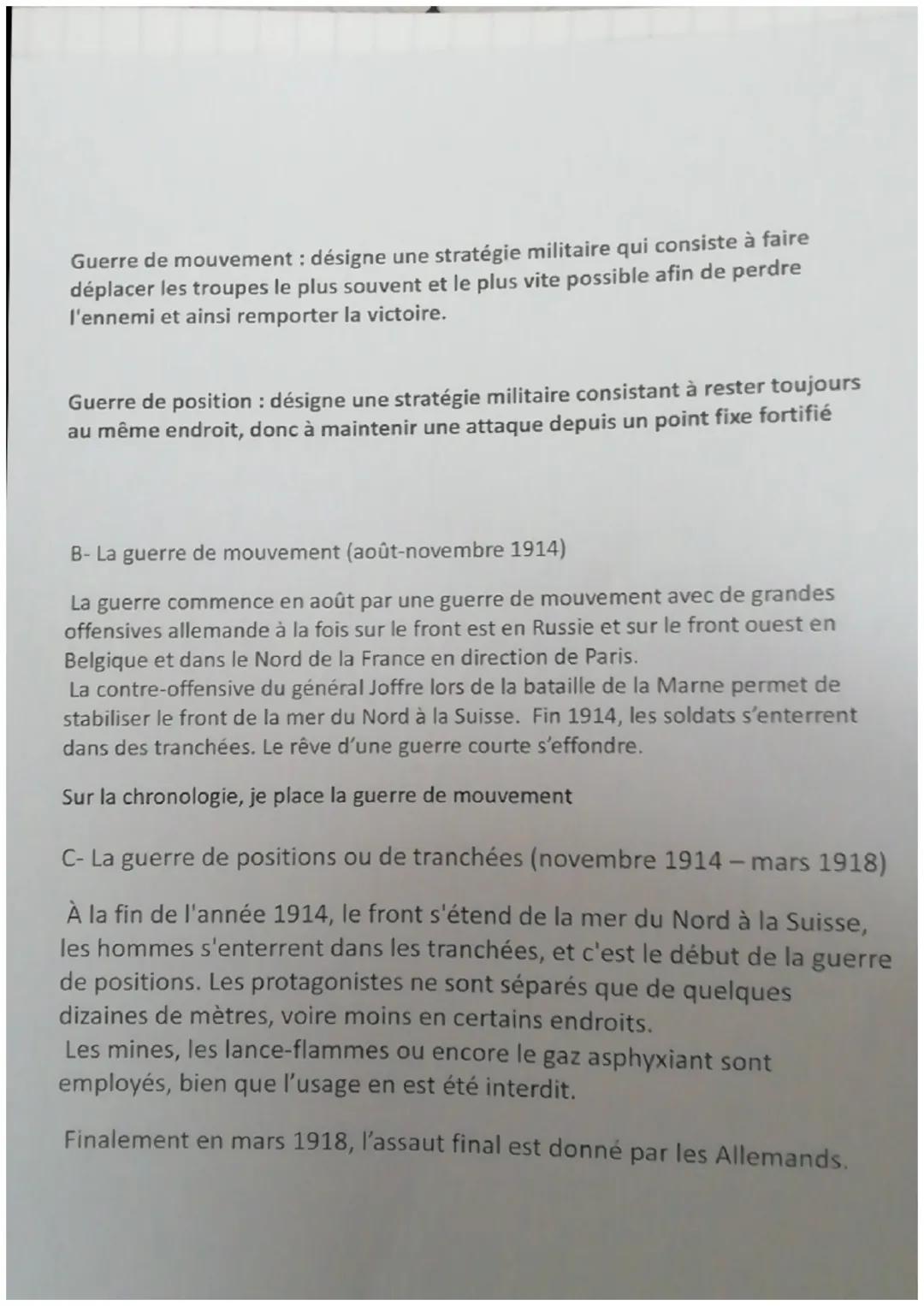 Guerre de mouvement: désigne une stratégie militaire qui consiste à faire
déplacer les troupes le plus souvent et le plus vite possible afin