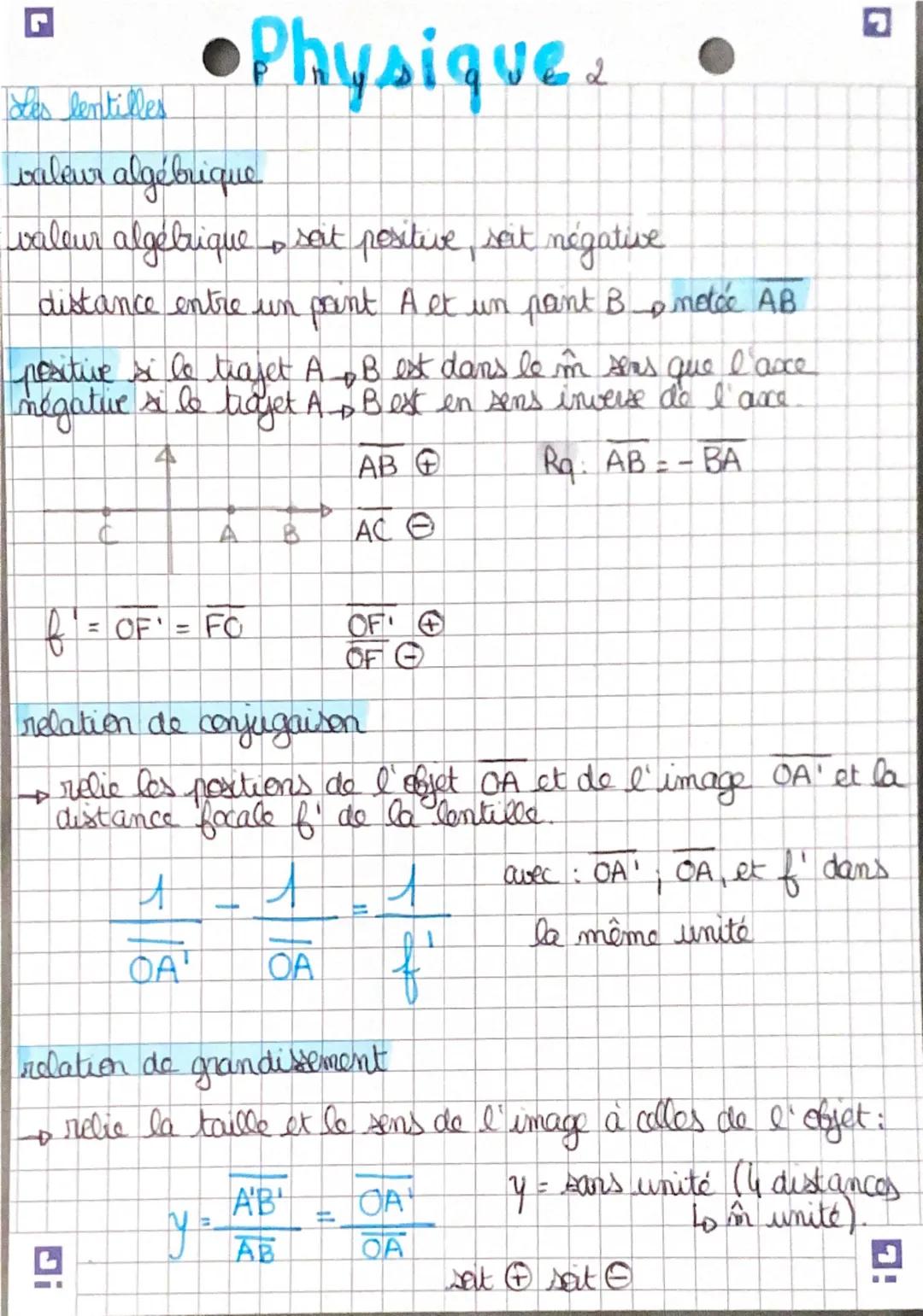 !G
● Physique
Les lentilles convergente!
divergente
convergente
Une lentille • un matériau transparent avec au mans.
une surface sphérique.